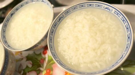  La Bouillie de Riz au Mouton de Binzhou: Une symphonie épicée qui danse sur la langue !